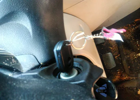 2015 Ford Focus Se z USA, uszkodzony, nr VIN 1FADP3F28FL292520